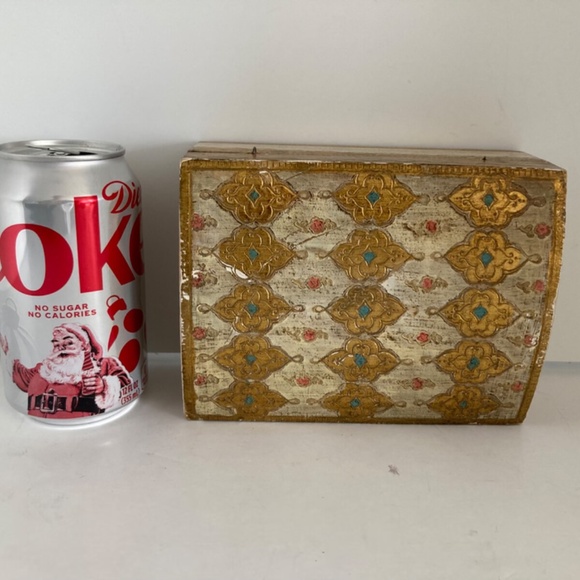 Vintage Italian Florentine Wooden Box w/Hinged Lid Gold Rectangle Chippy Italy - Picture 12 of 16